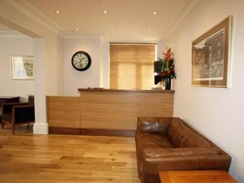 پانسیون The Redstone Guesthouse