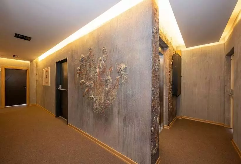 Hotelli Continental Airport