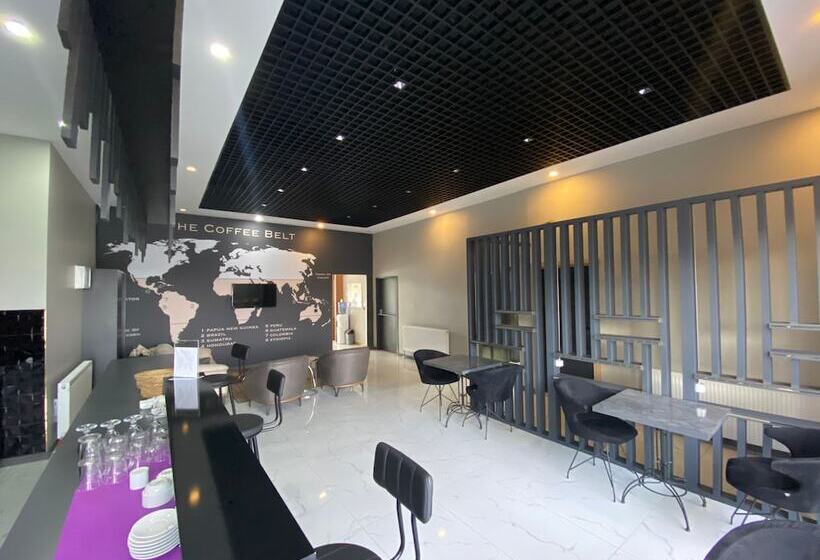 هتل Continental Airport