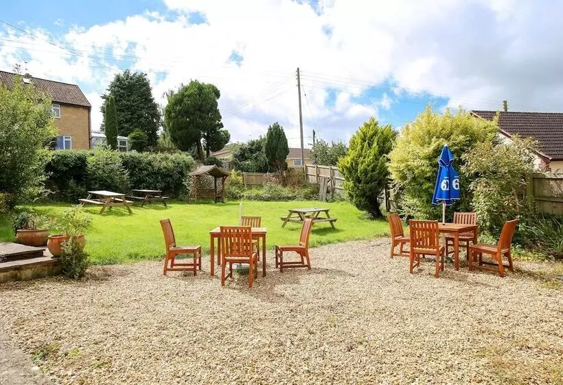 ベッドアンドブレックファースト The Haymaker Inn