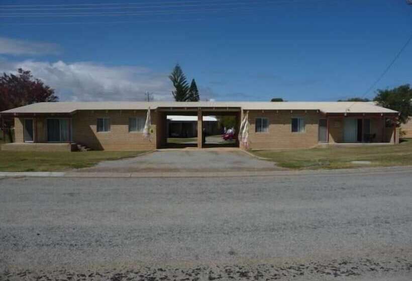 Cervantes Holiday Homes