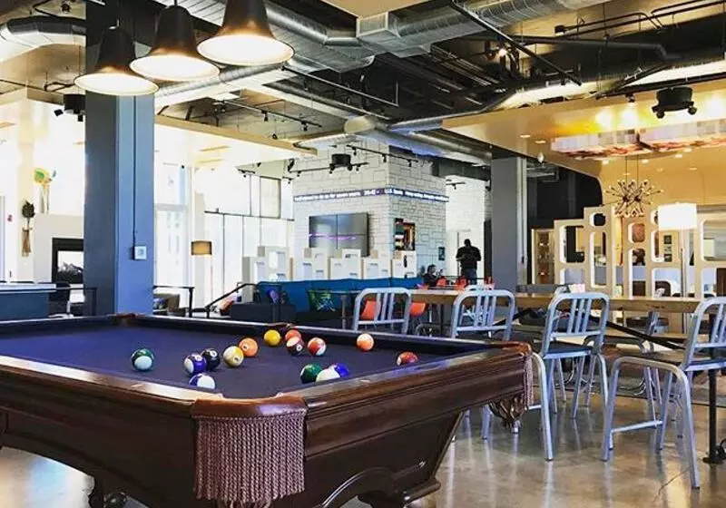 호텔 Aloft College Station