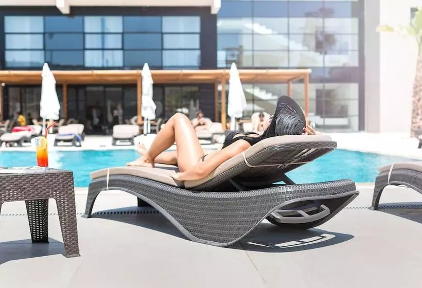 Aya Yorgi Hotel By T