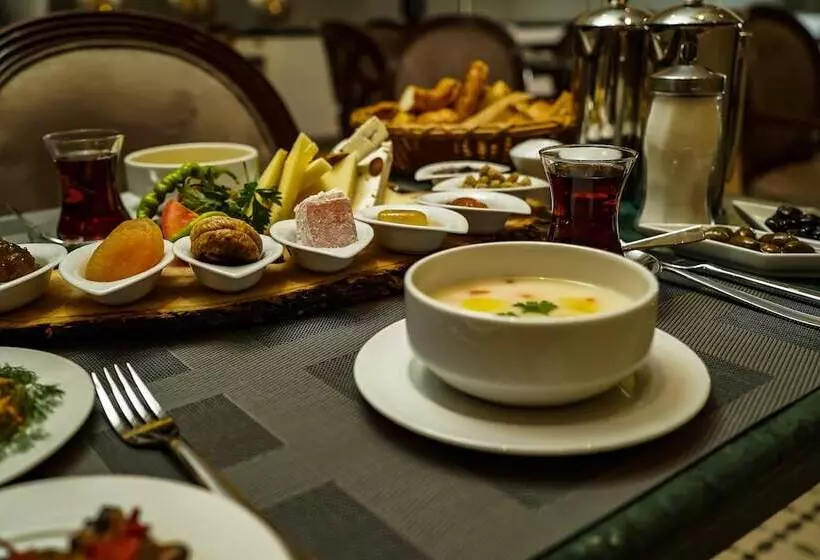 Aya Yorgi Hotel By T