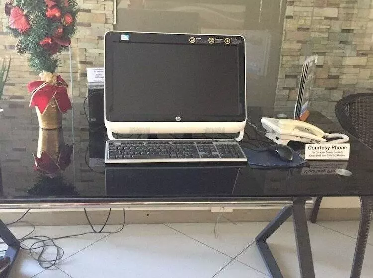 Hotell Circle Inn Iloilo City Center