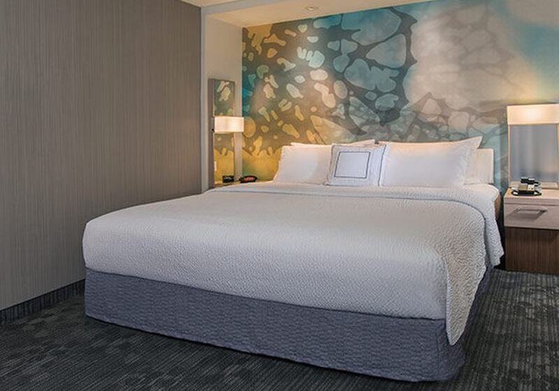 בית מלון כפרי Courtyard By Marriott Youngstown Canfield