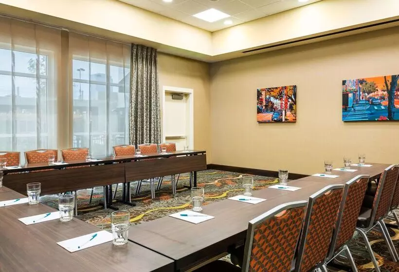 호텔 Homewood Suites By Hilton Little Rock Downtown