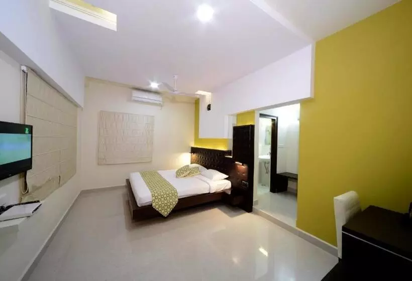 Hotelli Serenity La Vista