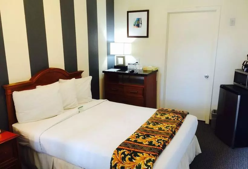 ホテル West Park Inn