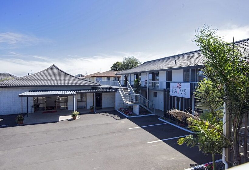 Ellerslie Palms Motel