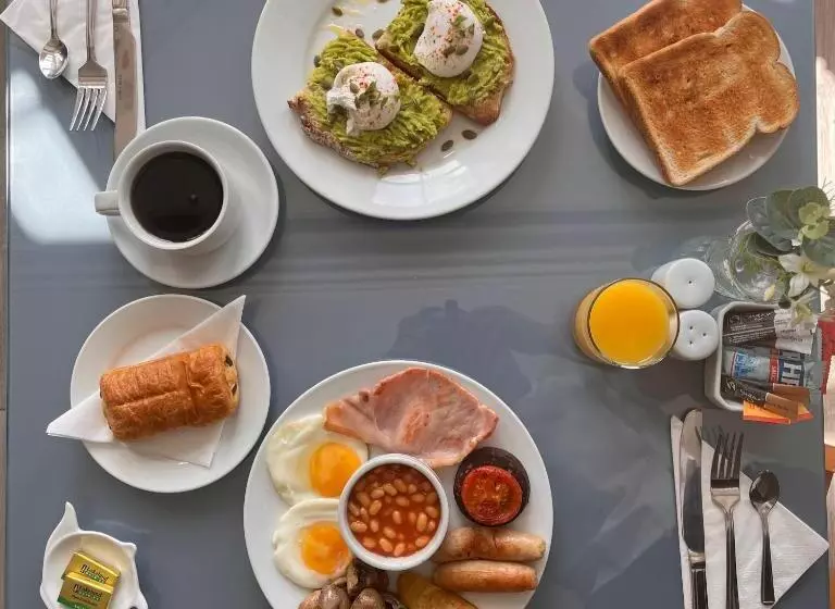 פנסיון Tusker Lodge