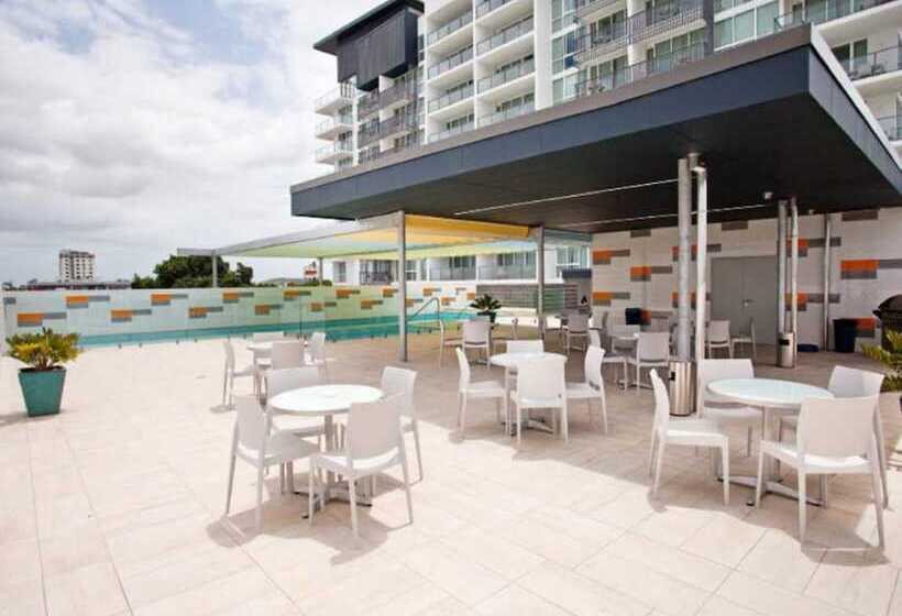 Quest Mackay On Gordon