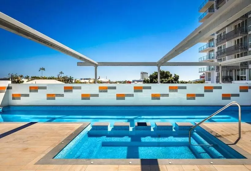 Quest Mackay On Gordon