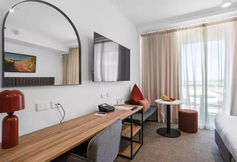 Quest Mackay On Gordon