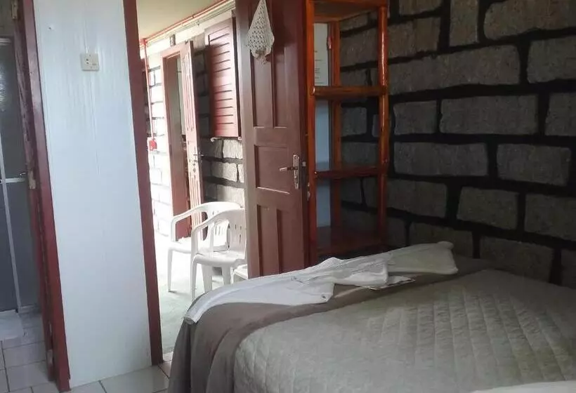 Retkeilymaja Pousada Do Francês