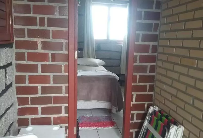 Retkeilymaja Pousada Do Francês