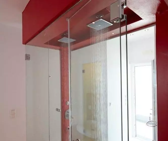 فندق Adore Santorini