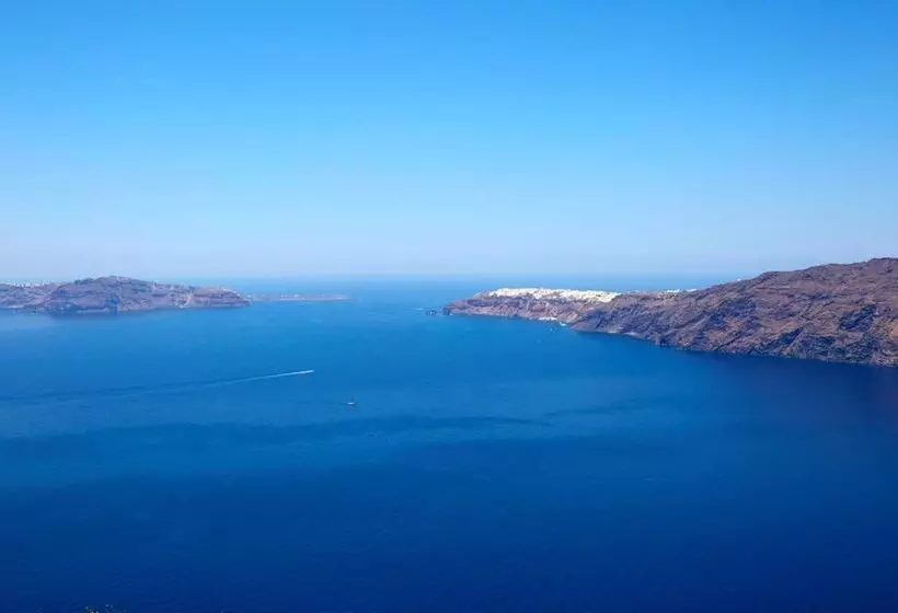 فندق Adore Santorini