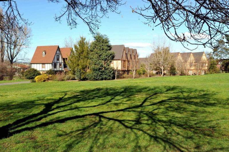 בית מלון כפרי Alanvale Apartments & Motor Inn