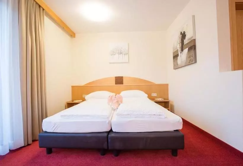 Hotel Amadeus Micheluzzi