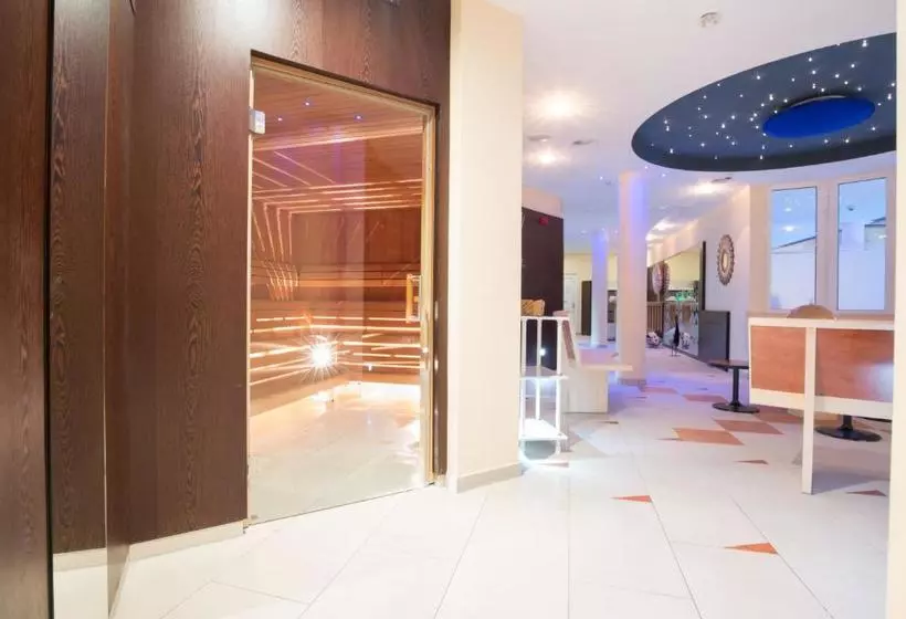 Hotel Amadeus Micheluzzi