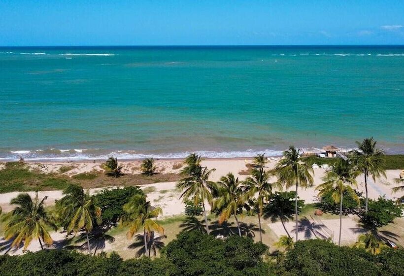 בית מלון כפרי Angá Beach