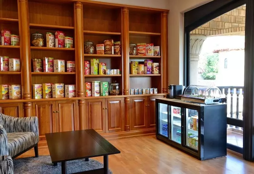 Apogee Boutique Hotel & Spa