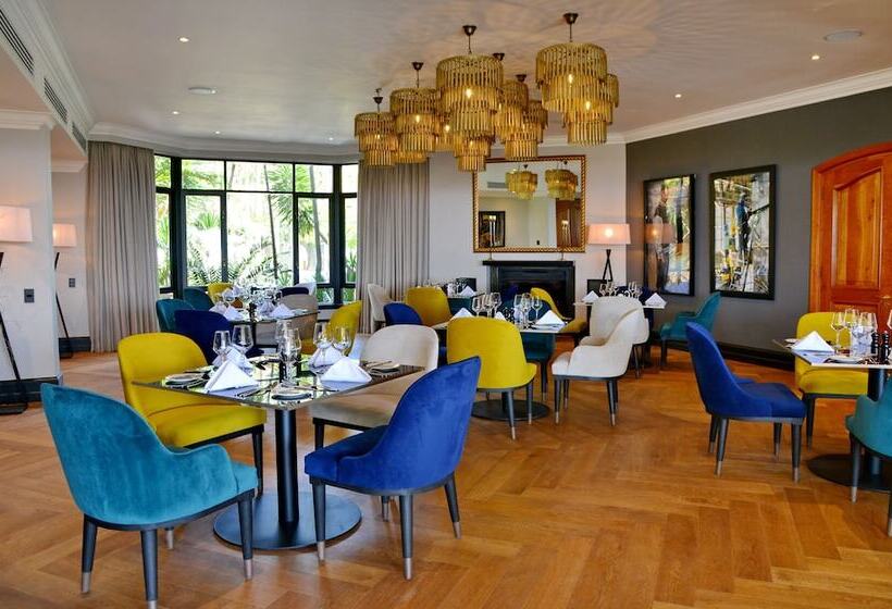 Apogee Boutique Hotel & Spa