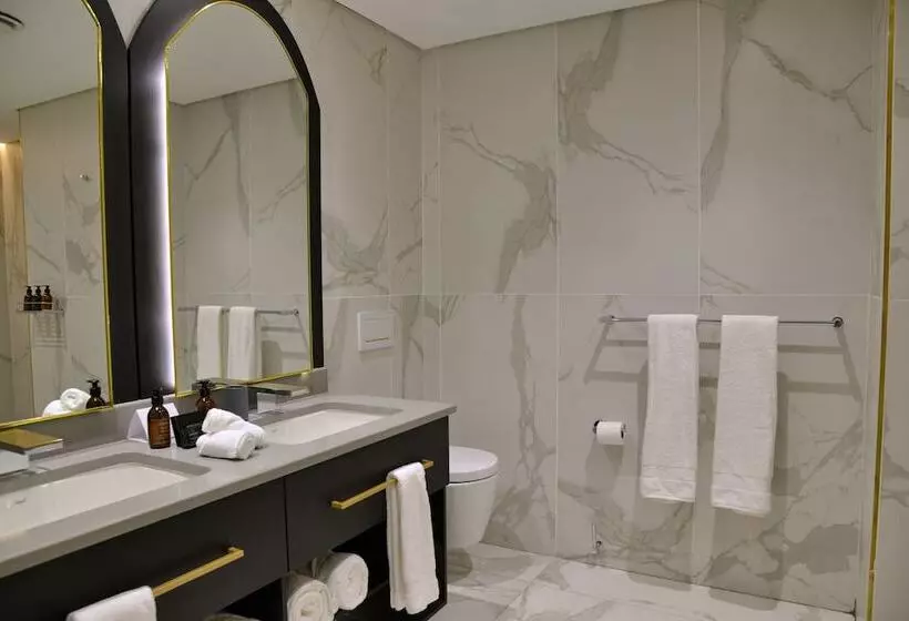 Apogee Boutique Hotel & Spa