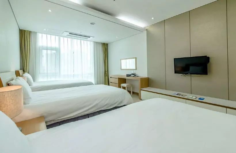 ホテル Avillos Serviced Residence