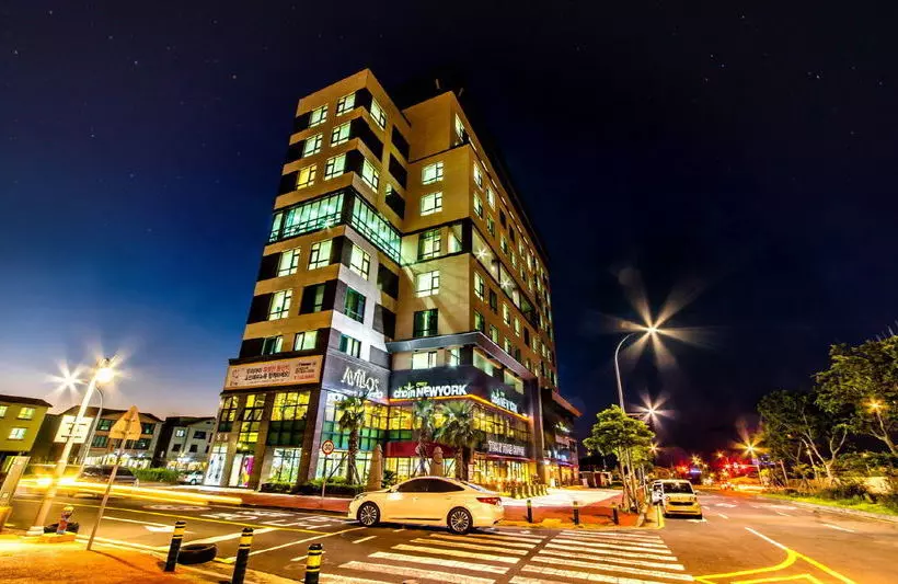 ホテル Avillos Serviced Residence