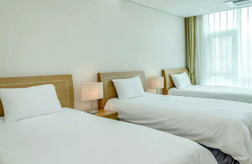 ホテル Avillos Serviced Residence