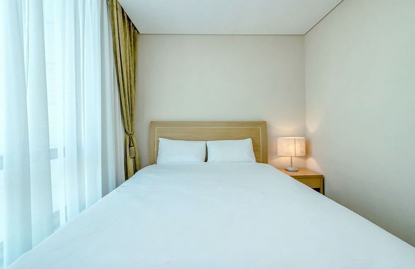 ホテル Avillos Serviced Residence