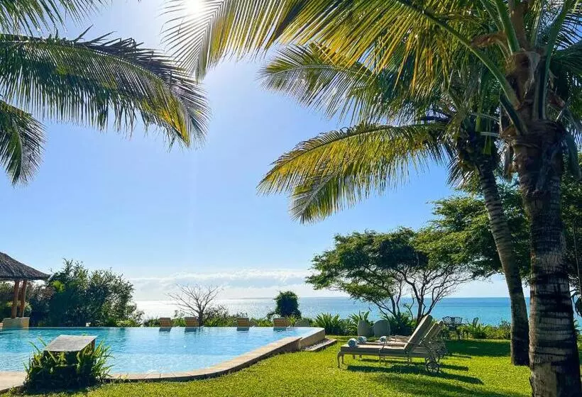 Отель Bahia Mar Boutique