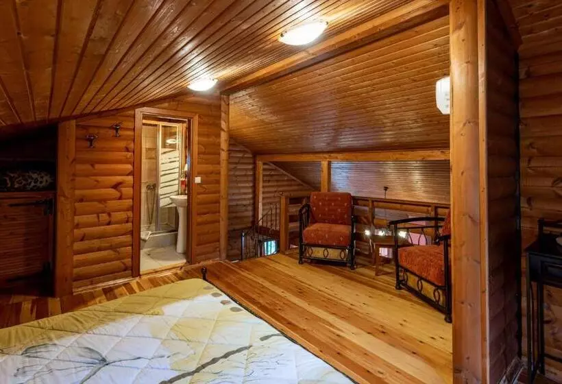 Отель Chalet Likouresi Village