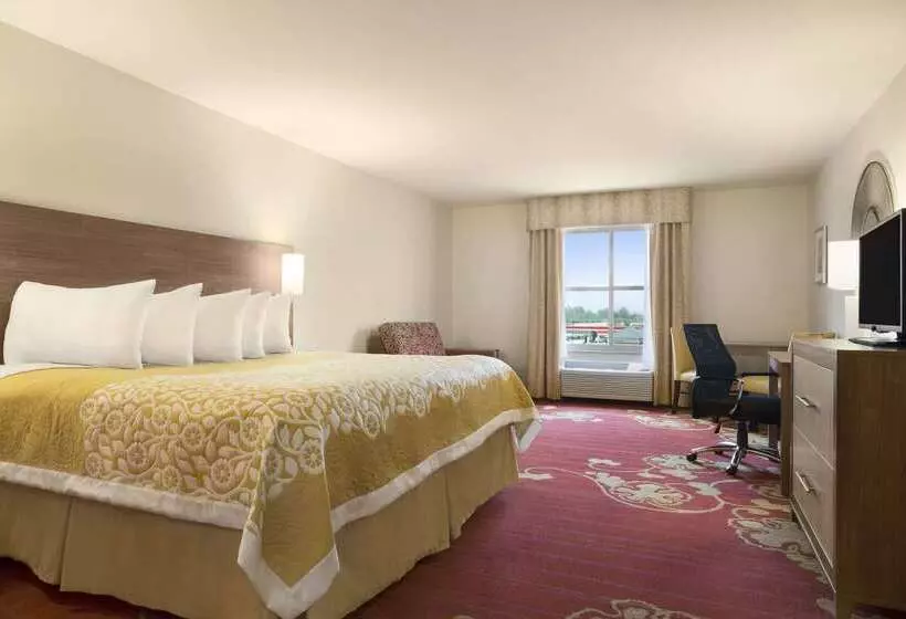 ホテル Days Inn & Suites By Wyndham Belmont