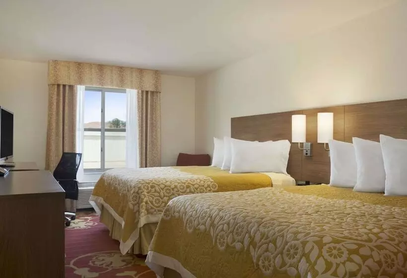 ホテル Days Inn & Suites By Wyndham Belmont