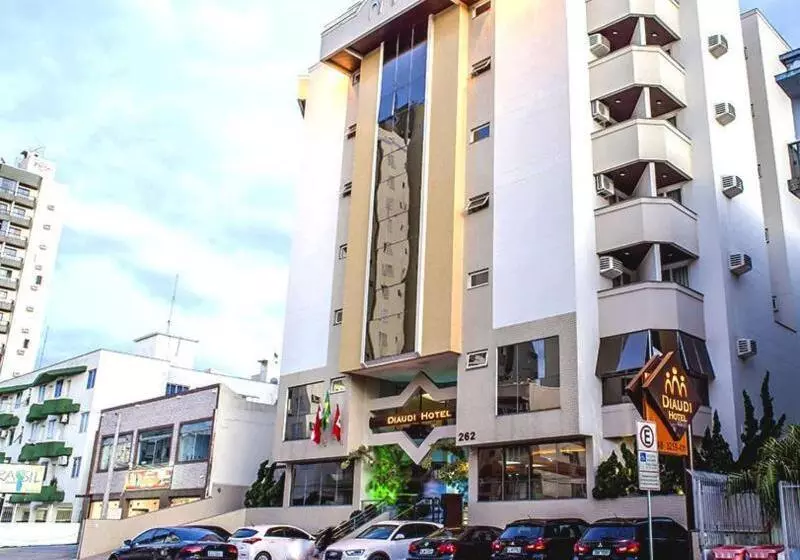 בית מלון כפרי Diaudi