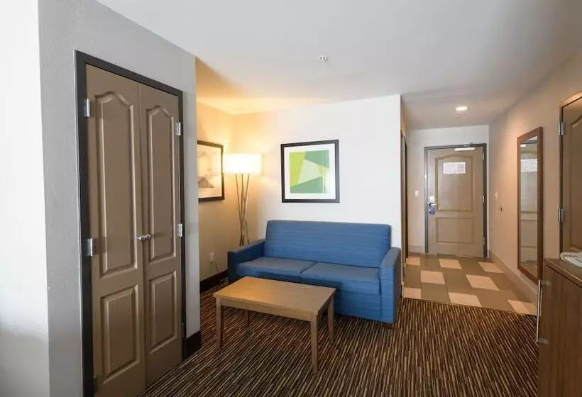 호텔 Holiday Inn Express & Suites Jamestown, An Ihg