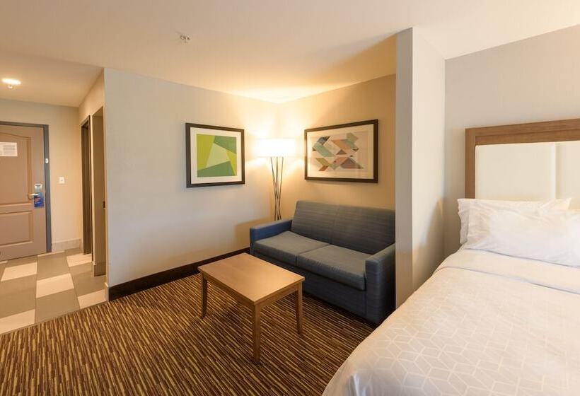 Отель Holiday Inn Express & Suites Jamestown, An Ihg