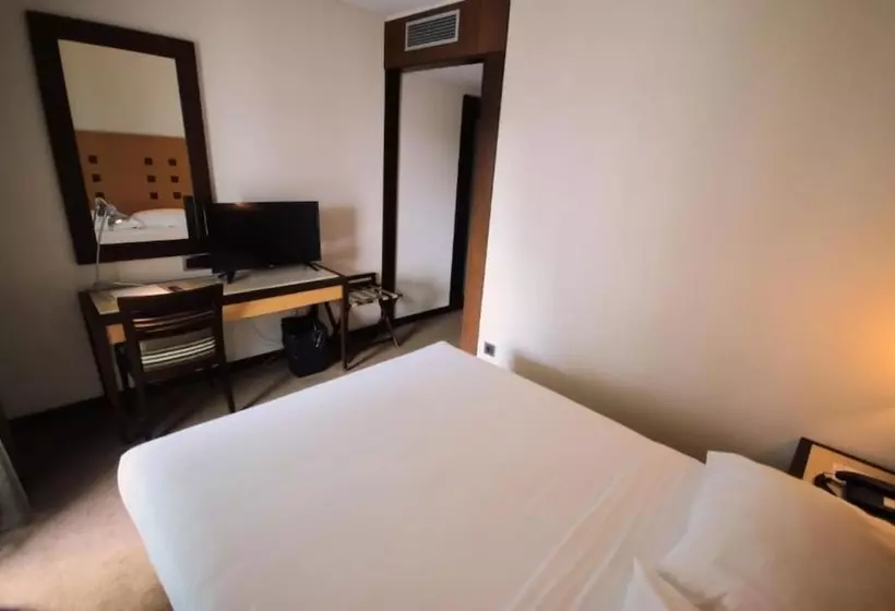 Отель Lux Fatima