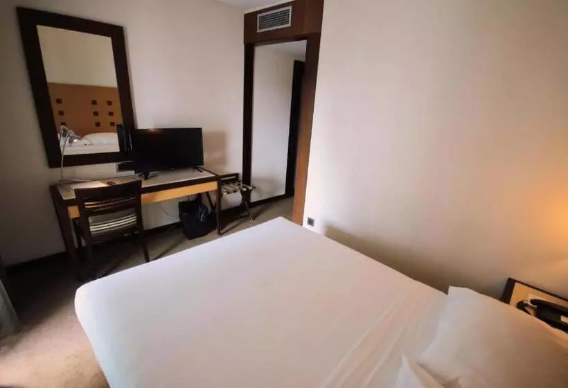 Отель Lux Fatima