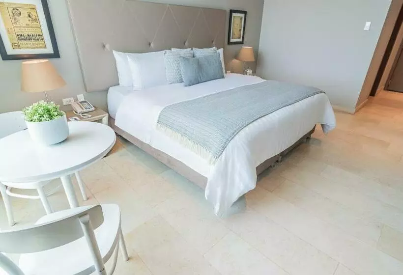 Hôtel Ghl San Lazaro Art