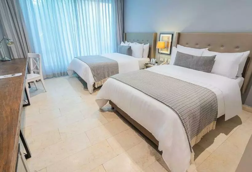 Hôtel Ghl San Lazaro Art