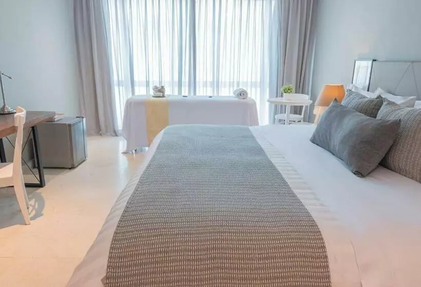 Hôtel Ghl San Lazaro Art