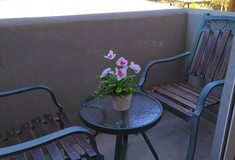 בית מלון כפרי Silver Beach