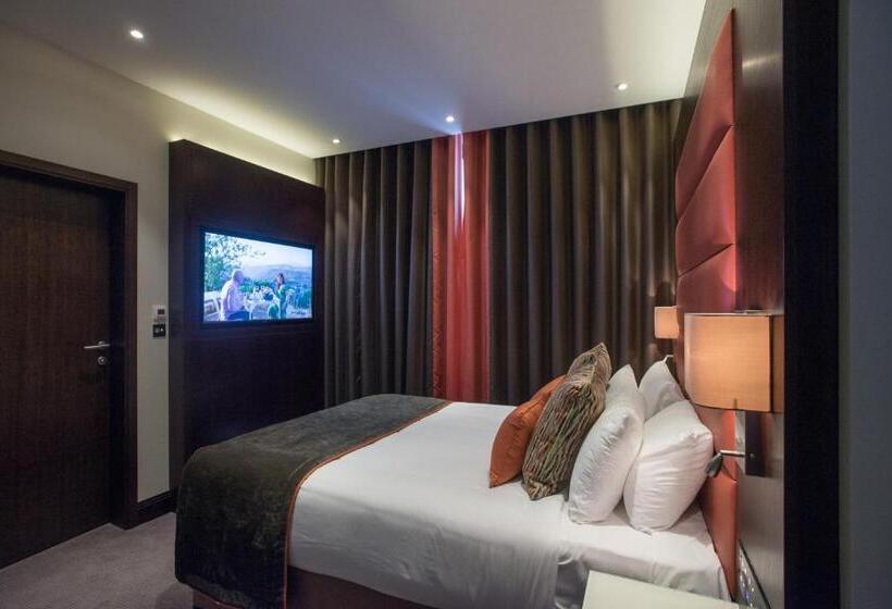 St George S Hotel   Wembley