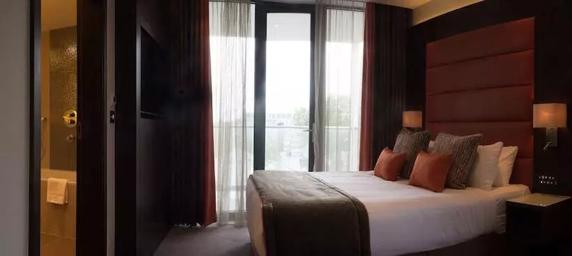 St George S Hotel   Wembley