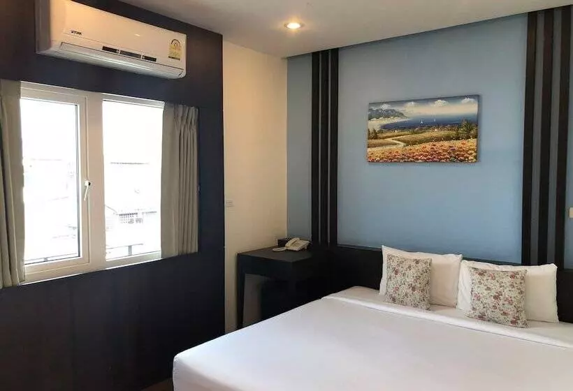 ホテル Tara Place