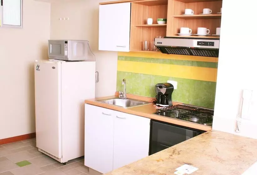 Отель Viaggio Country